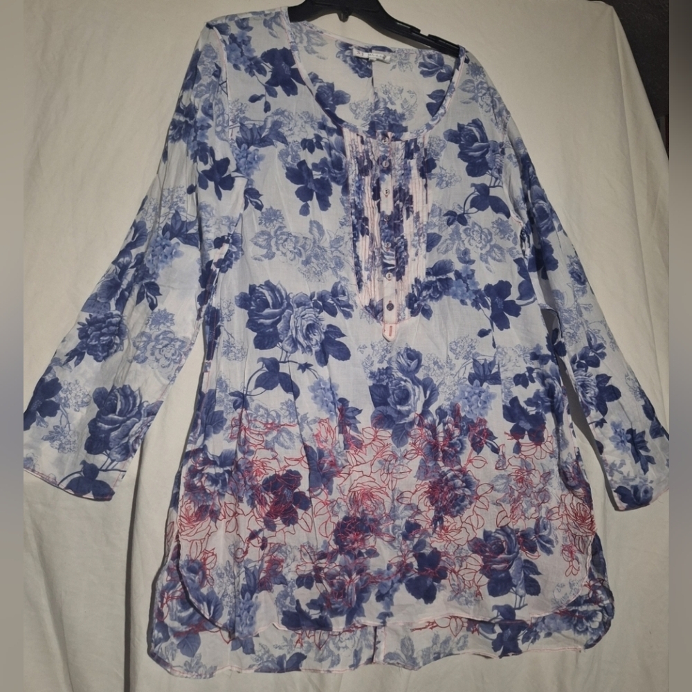 3J Workshop By Johnny Was Floral Blue Tunic With Red Embroidered Flowers Size XL